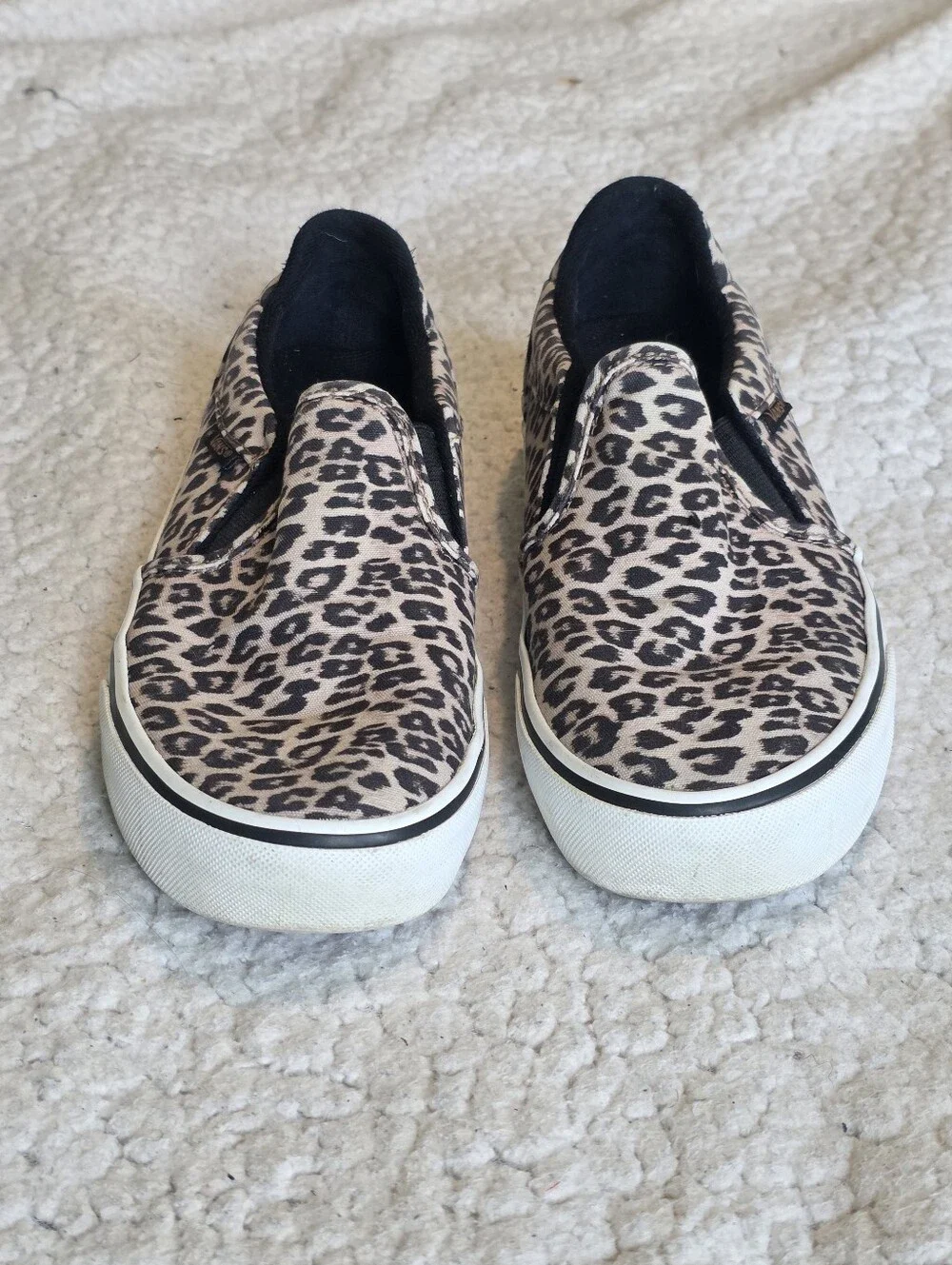 Vans Deluxe Comfort Leopard Print Slip On Shoes Womens Size 6.5 Animal Canvas
